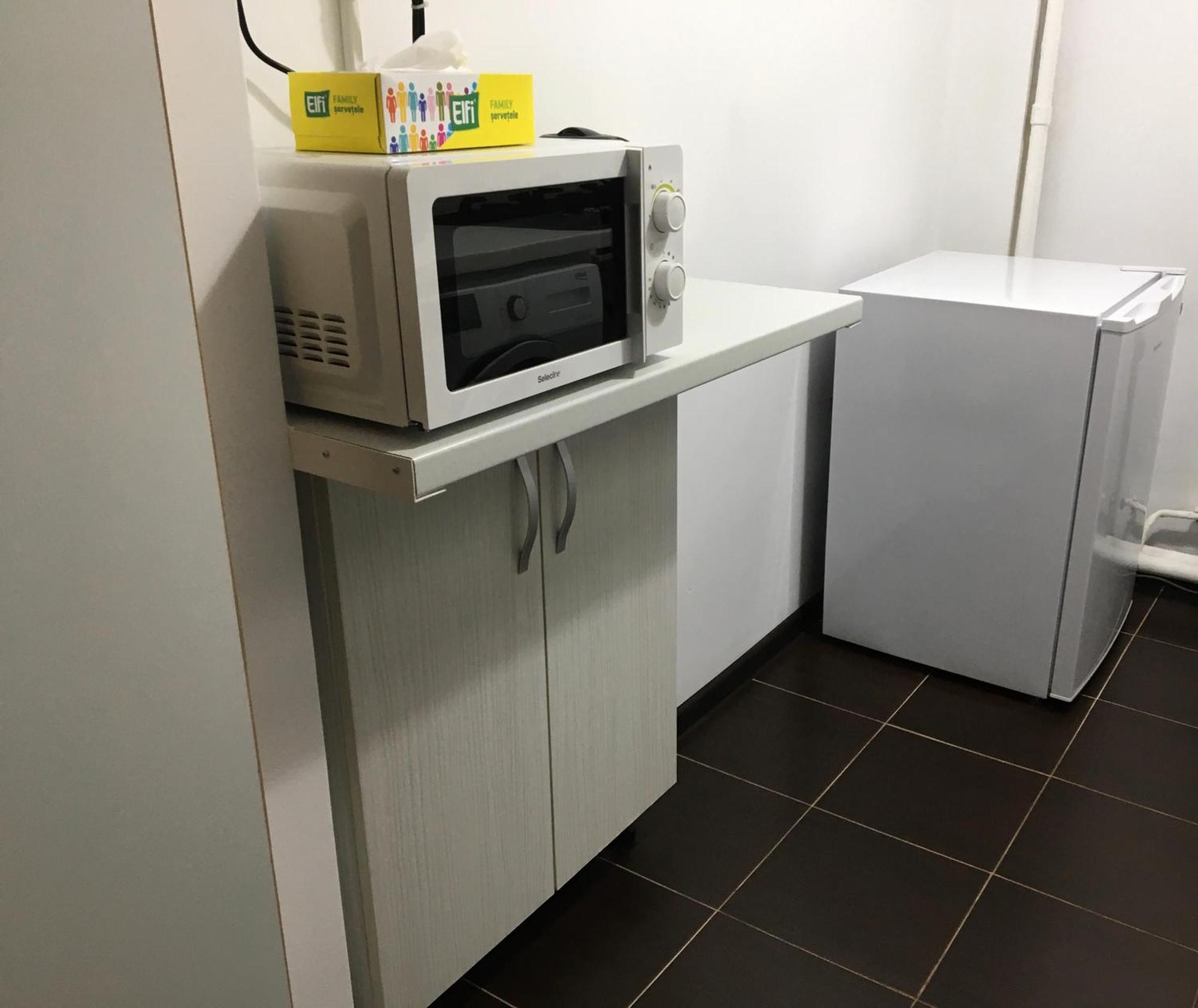 Garso1 4You Apartment Pitesti Luaran gambar